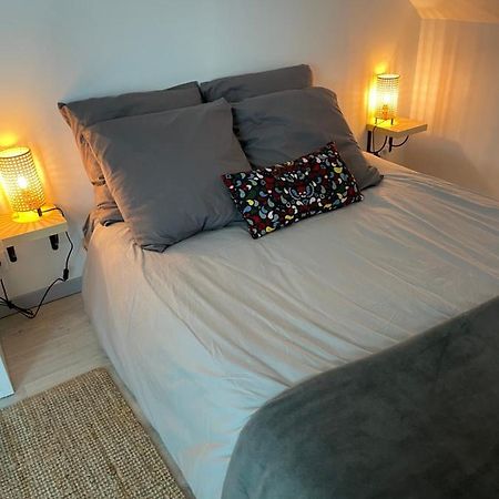 Appartement Cosy A La Campagne Languidic Esterno foto